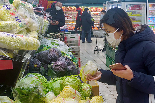 Как признались в беседе с корреспондентом «БИЗНЕС Online» участники рынка китайских продуктов в Казани, введенные ограничения по поставкам товаров из Поднебесной на них не сильно отразились