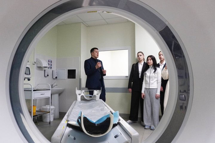 «В сговоре с чиновниками Минздрава»: главврачу ЦРБ Нижнекамска предъявили сорванные операции и 7 инфарктов?